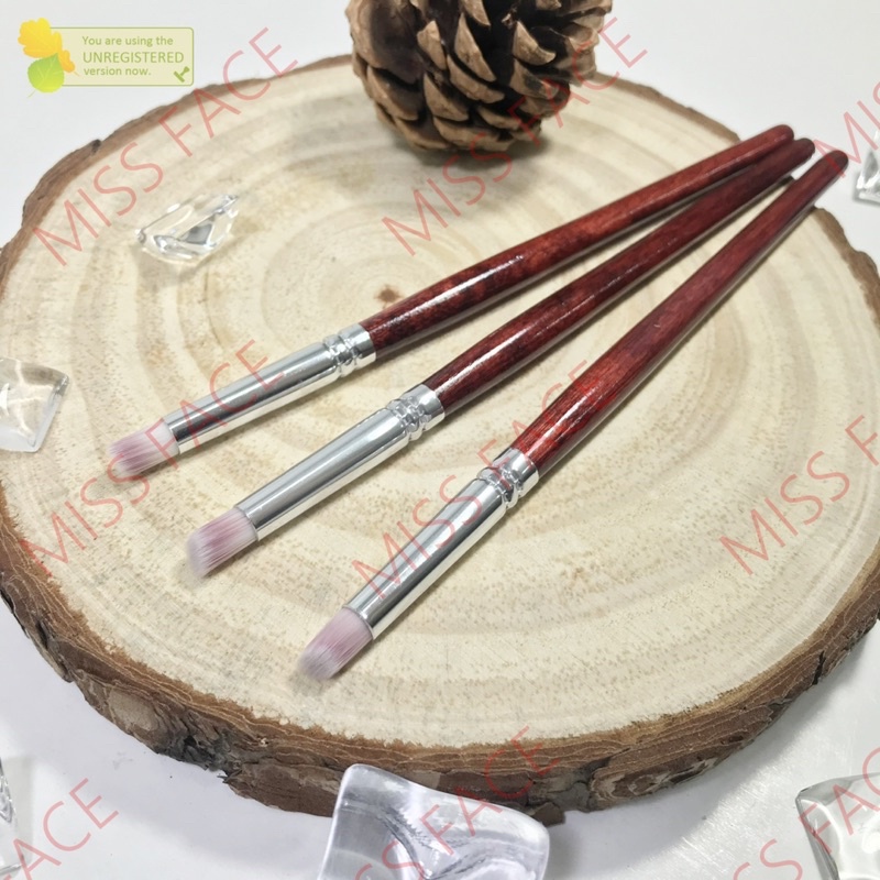 Cọ loang chéo omber