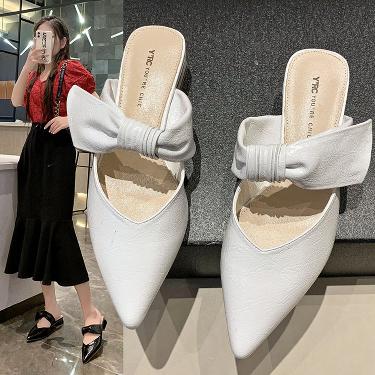 Fashion Pointed Bow Decoration  Flat Slippers for Women