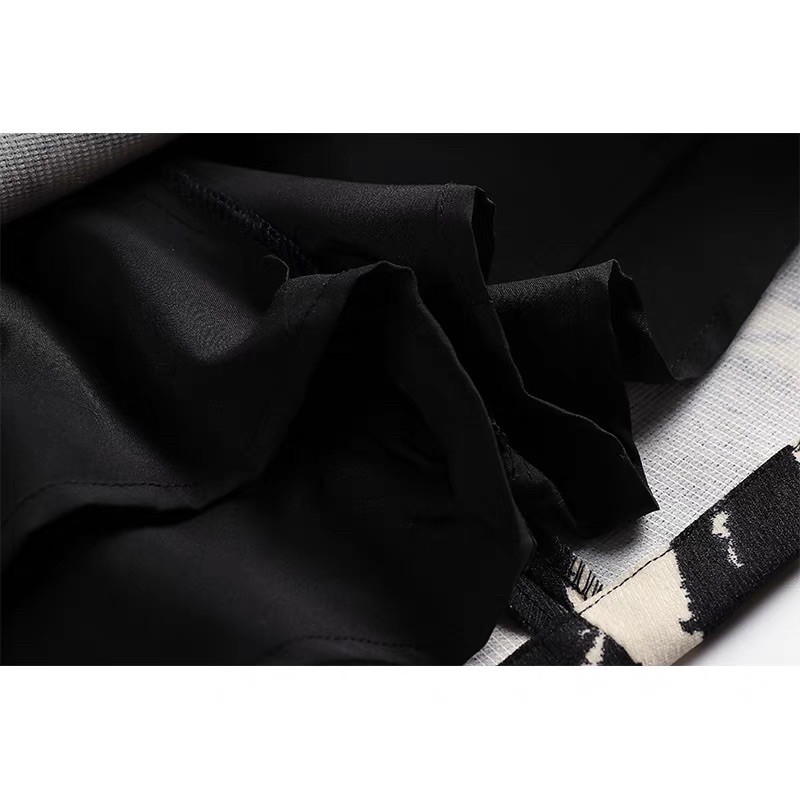 Chân váy đen loang trắng có lót quần | BigBuy360 - bigbuy360.vn