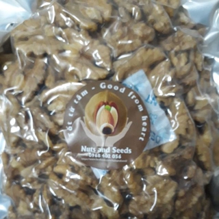Walnuts nhân óc chó