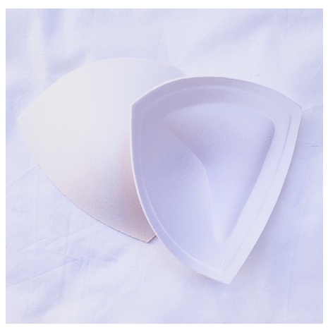 Một đôi miếng đệm bra hình tam giác M2