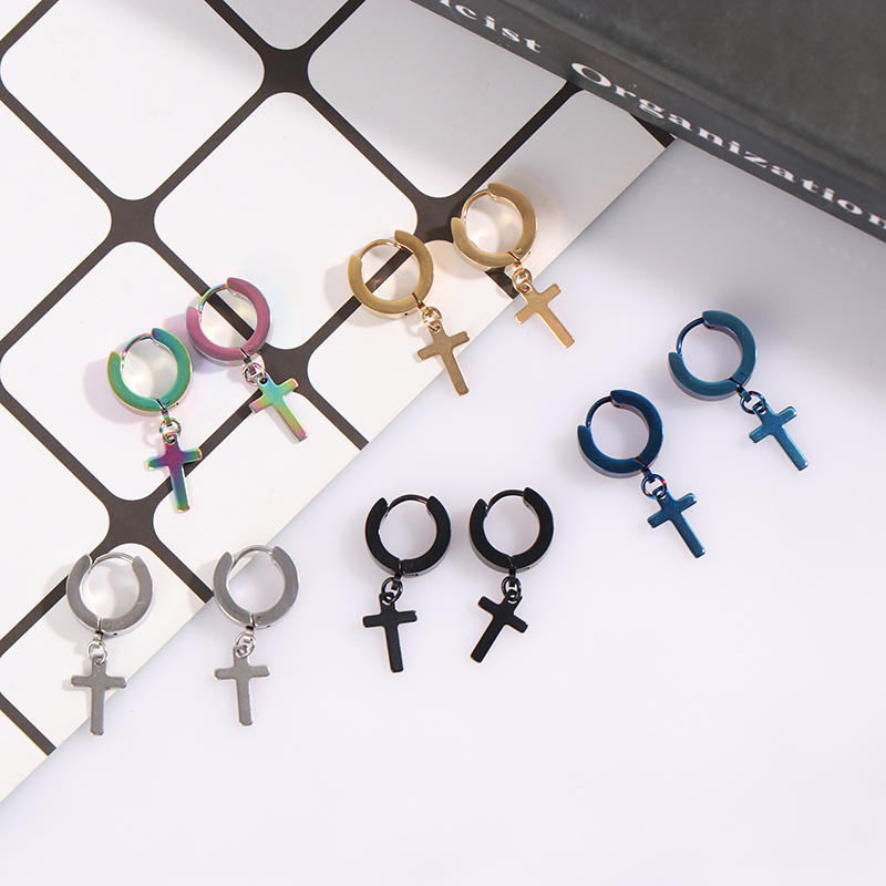 Đôi Khuyên Tai Hình Thánh Giá Bằng Thép Titan Cá Tính