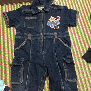 Body jean bé trai siêu đẹp mới 2 hand