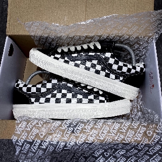 vans caro đen 11 ( full box + freeship )