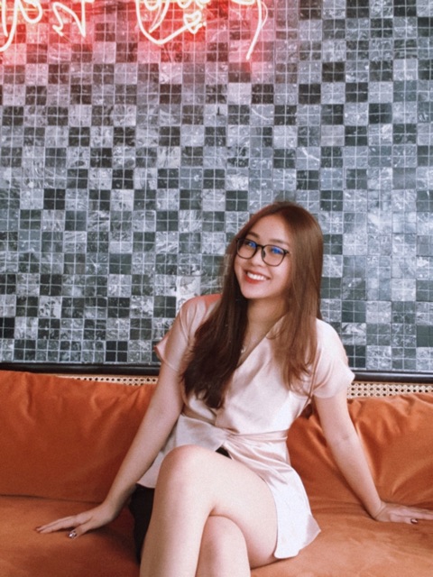 [Mã WAMT10K giảm 10k cho đơn 0k] Áo lụa xoắn eo | BigBuy360 - bigbuy360.vn