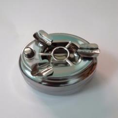 Khay gạt tàn thuốc lá nút bấm 2 ngăn bằng inox 304