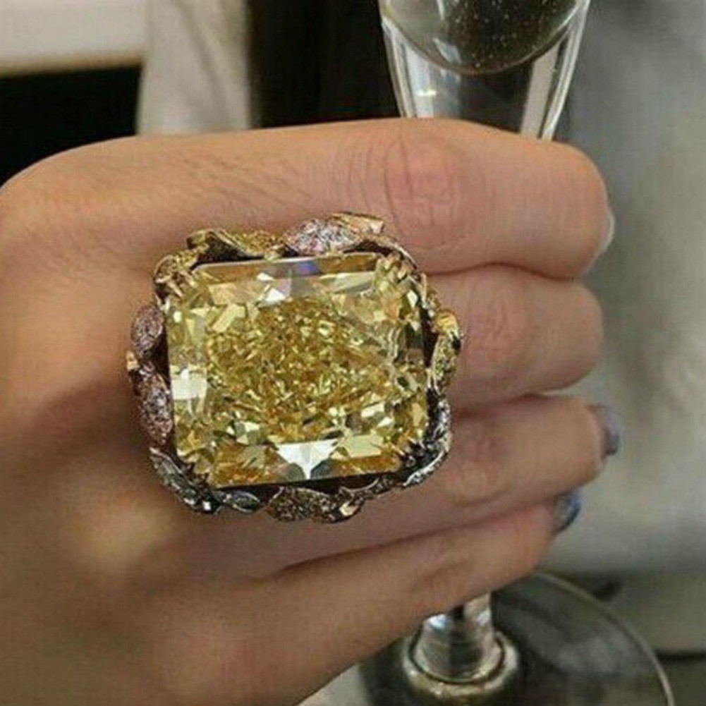 Nhẫn cưới mặt đá thạch anh vàng phong cách unisex