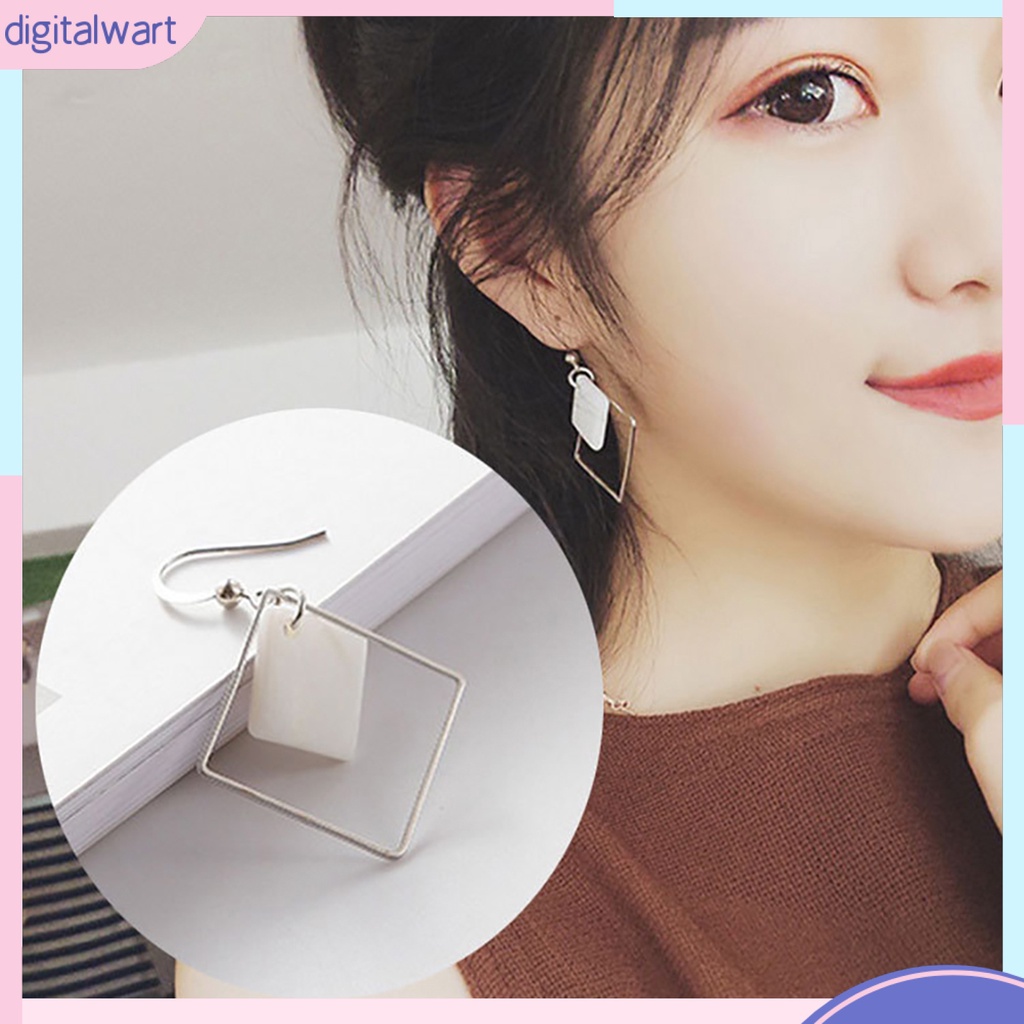 Cặp khuyên tai nữ thiết kế hình vuông sang trọng động đáo cá tính dành cho nữ