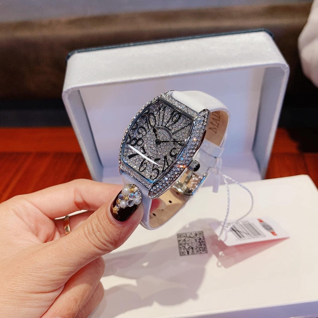 Đồng Nữ Madocy By Christian Kiểu Dáng Thời Trang