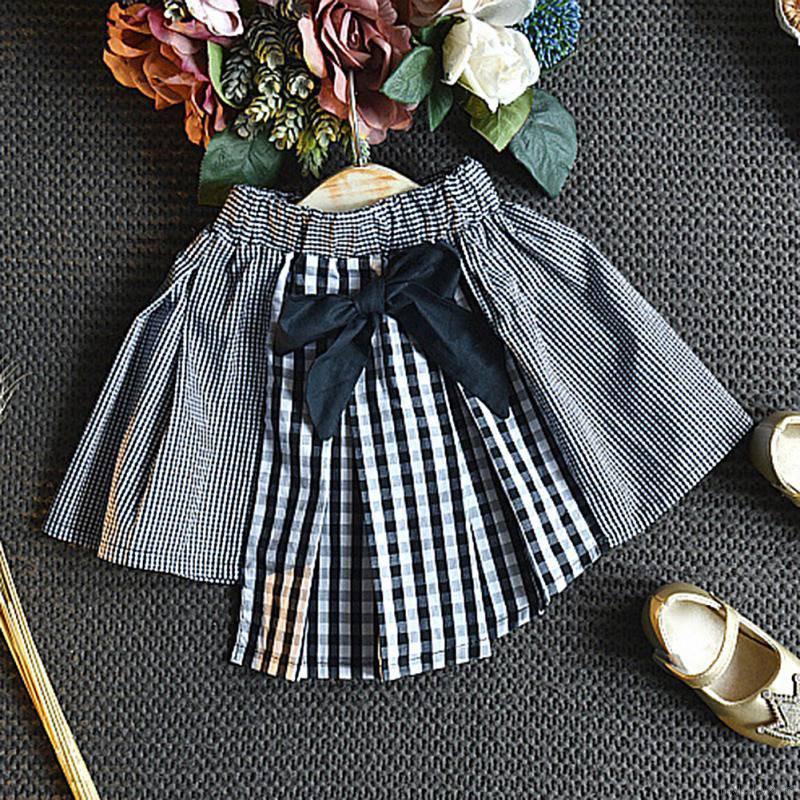 Set áo thun tay ngắn in hình dễ thương + chân váy xòe cho bé gái