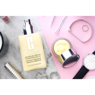 Full 125ml Kem dưỡng ẩm Clinique Dramatically Different Moisturizing Lotion +