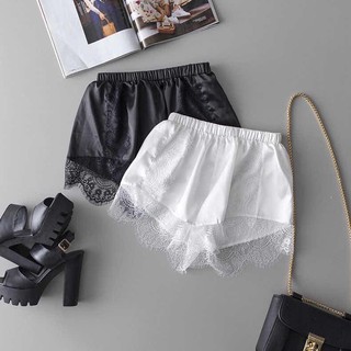 Quần short bảo hộ phối ren mặc ở nhà cho nữ