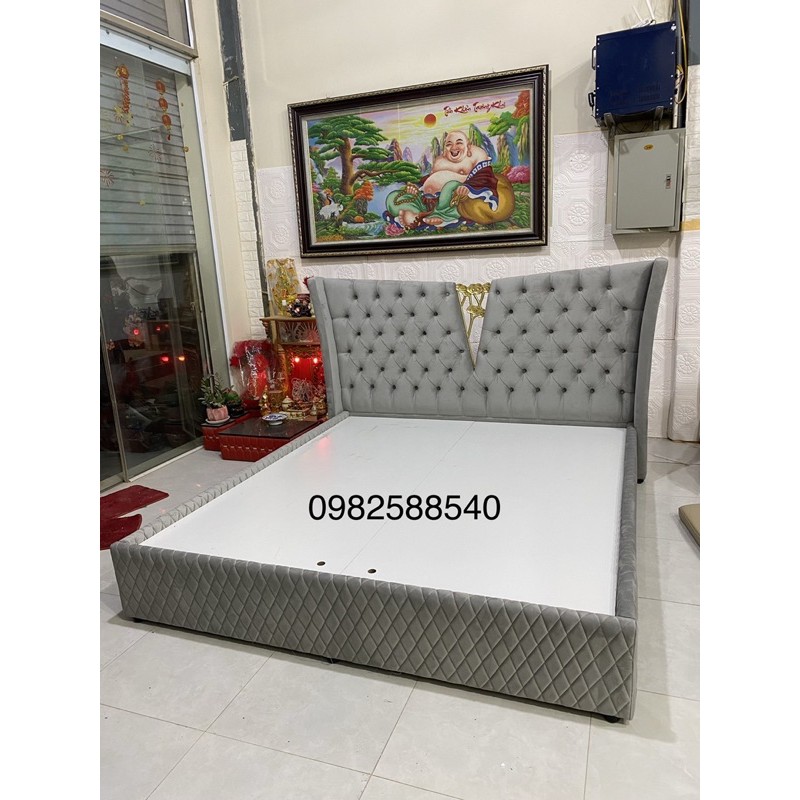 Giường ngủ hoa hồng phong cách châu  hàng đẹp, dầy dặn