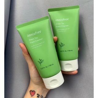 Sữa rửa mặt Innisfree GREEN TEA & JEJU VOLCANIC PORE Cleansing Foam