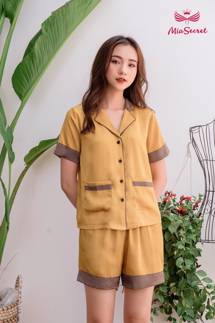 Bộ lụa 2 túi, pha màu cổ, tay, gấu áo | BigBuy360 - bigbuy360.vn