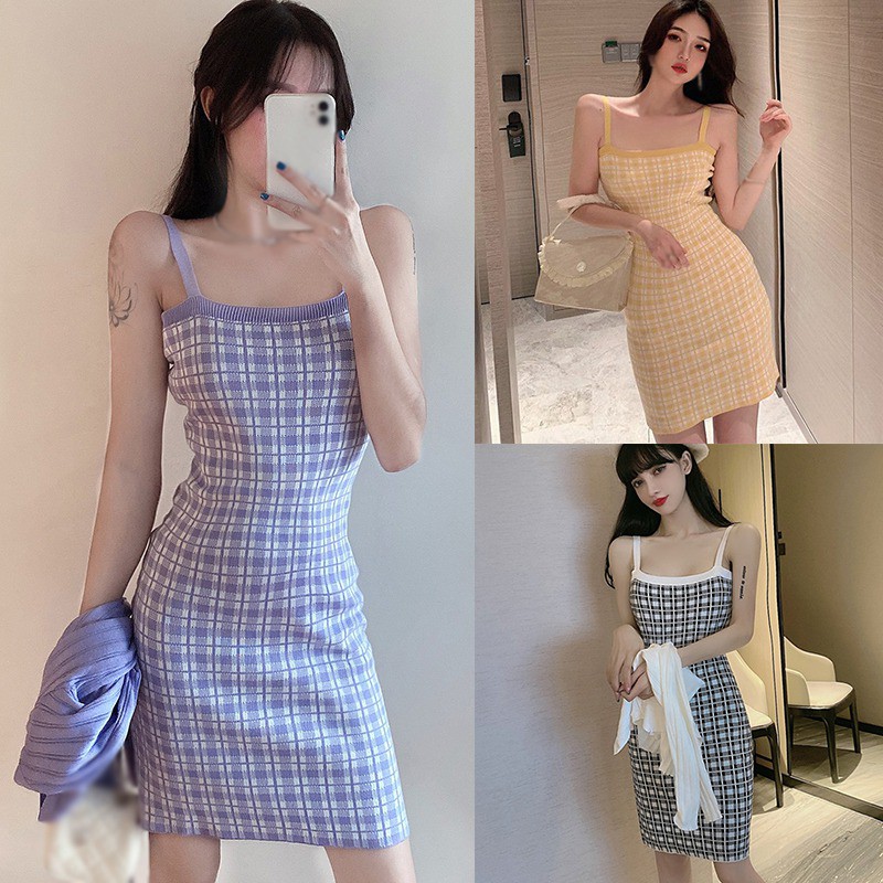 Áo Croptop Dệt Kim Tay Dài Phối Nút Thiết Kế Cổ Chữ V Quyến Rũ