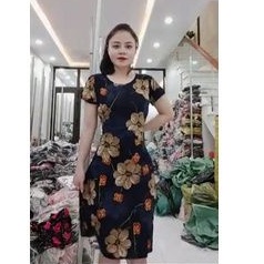 Đầm hoa trung niên free size đến 65kg