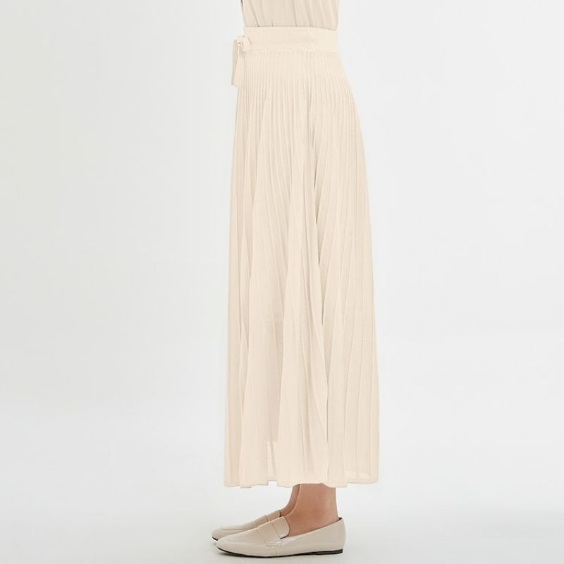 Chân váy len ly midi xòe quyến rũ của GU - Nhật Bản