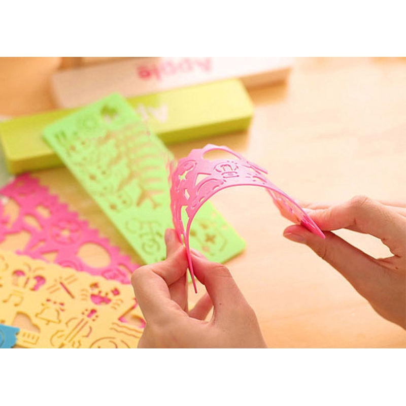 Bộ 4 thước mềm đa năng họa tiết hoạt hình xinh xắn dành cho học sinh