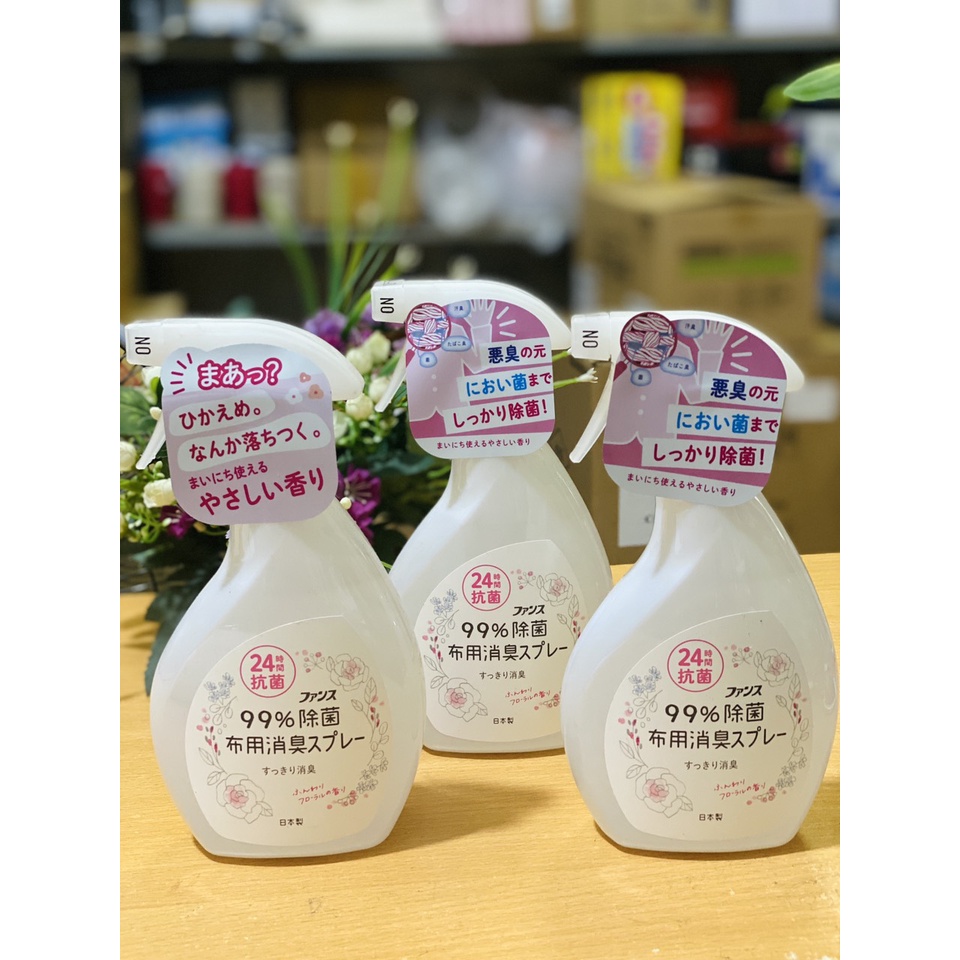 Xịt thơm kháng khuẩn quần áo 24h hương hoa 380ml Nhật Bản