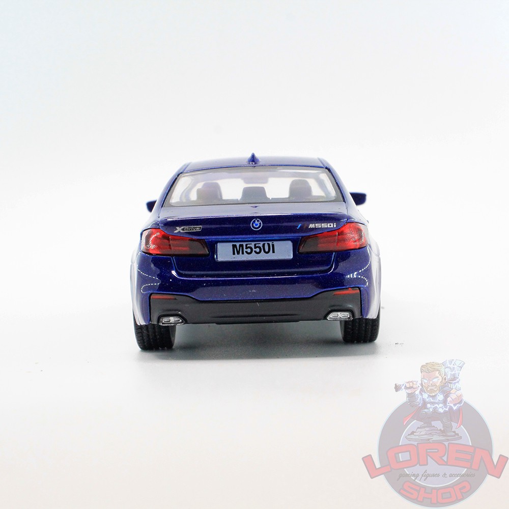 Mô hình ô tô kim loại BMW M550i tỷ lệ 1:36, siêu sedan thể thao mở 2 cửa chạy cót lorenshop