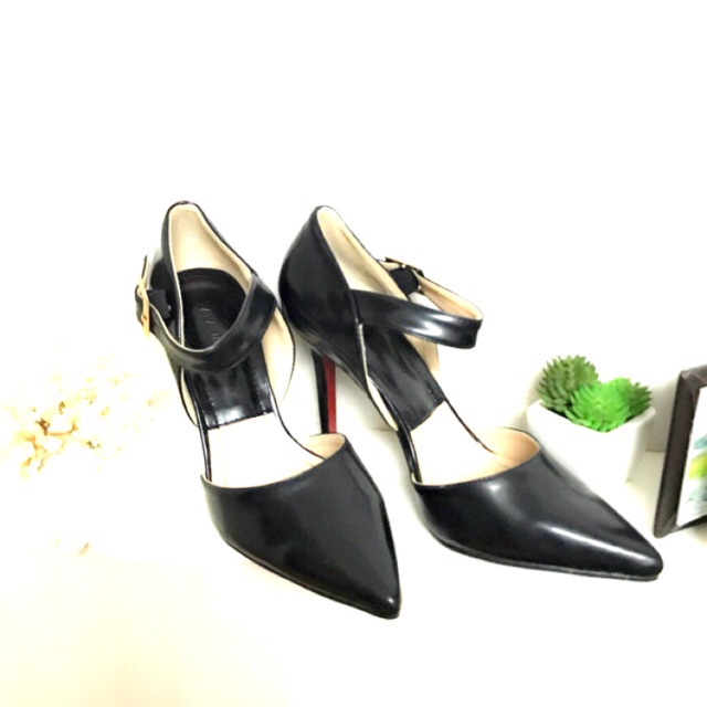 Giầy xuất zara