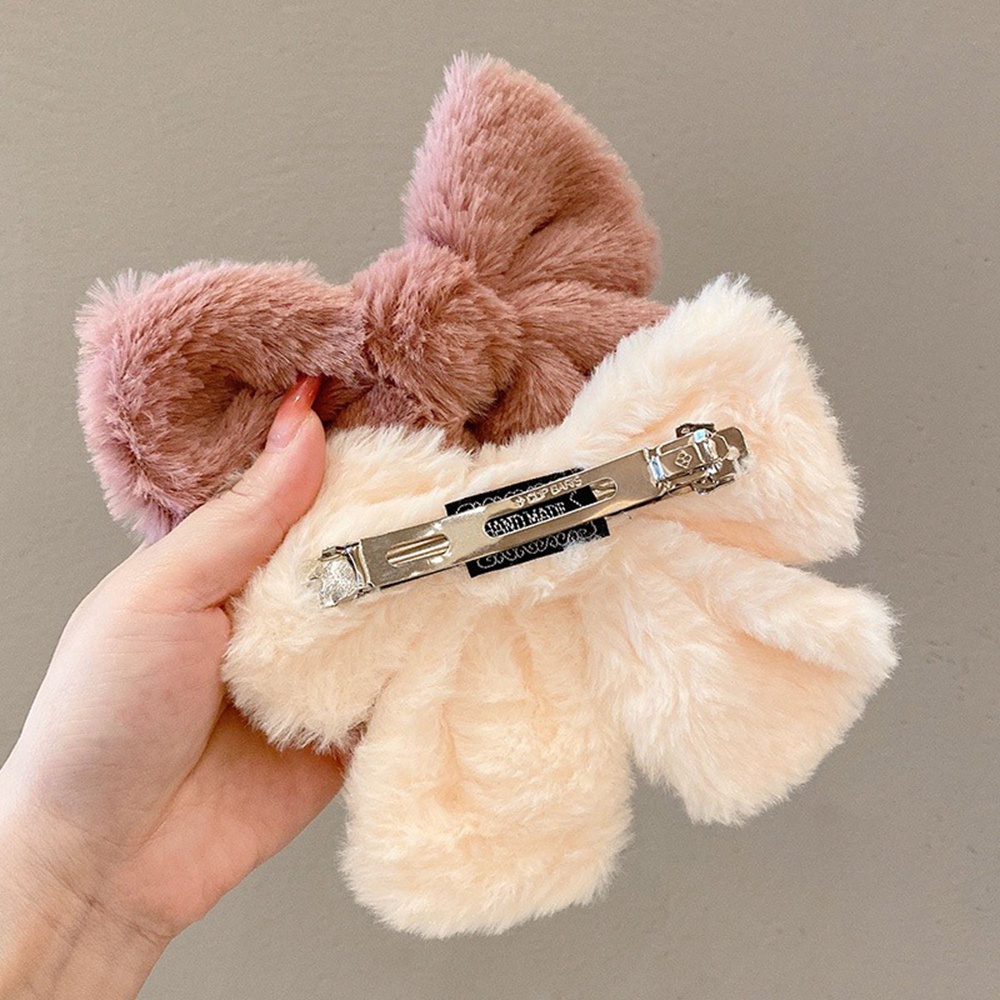 Kẹp Tóc Hình Nơ Lưng Phủ Lông Ngọt Ngào Xinh Xắn Cho Nữ