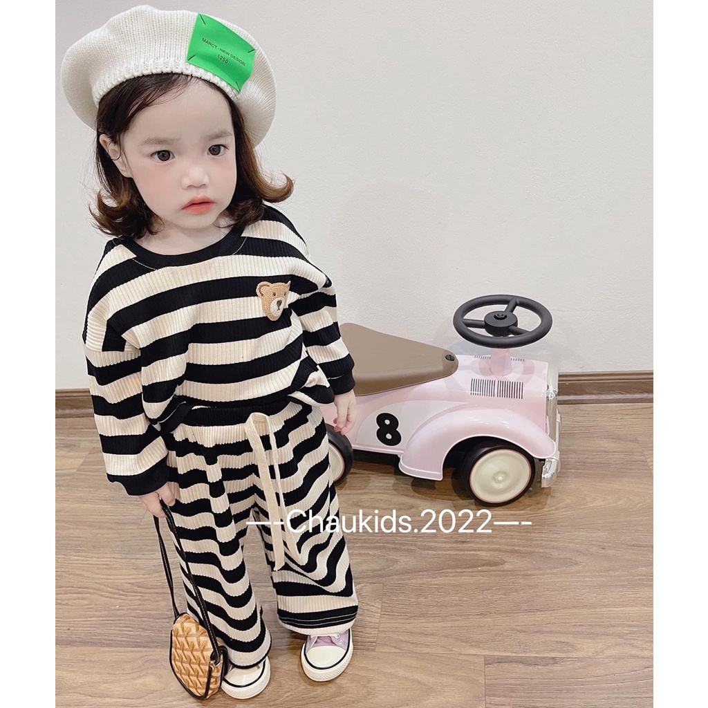 [SALE] Bộ Dài Tay Bé Gái Quần Loe Kẻ Sọc Thêu Gấu, Bộ Quần Áo Cho Bé Mặc Thu Đông CKTD16