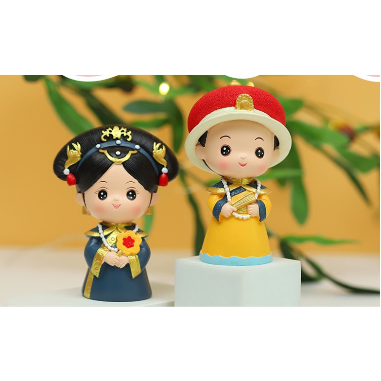 Mô hình đức Vua và Hoàng Hậu nhà Thanh