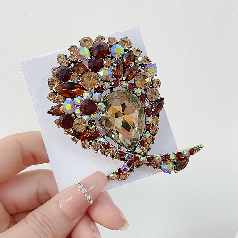 Trâm Cài Áo Hình Hoa Đính Đá Bằng Hợp Kim Dễ Thương Thời Trang Cho Nữ