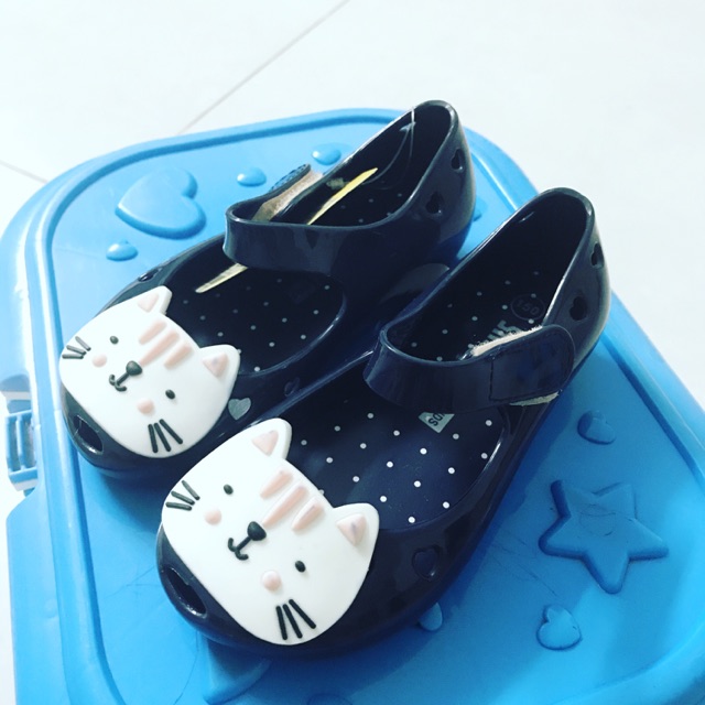 Giầy nội địa Hàn cho bé