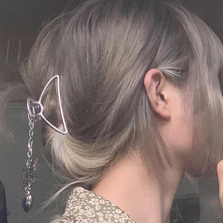 [Rẻ vô địch] KẸP Cặp tóc dây xích bướm màu bạc | BigBuy360 - bigbuy360.vn