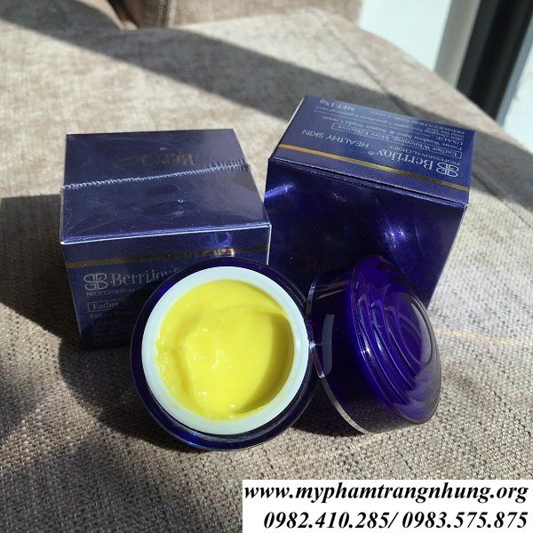 BỘ ĐÔI KEM DƯỠNG TRẮNG DA MỜ NÁM BERRIJOY