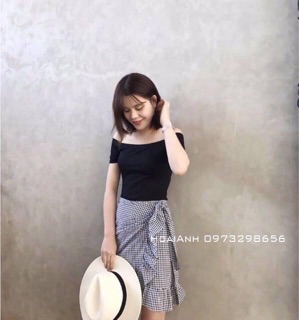 Áo trễ vai đen trơn