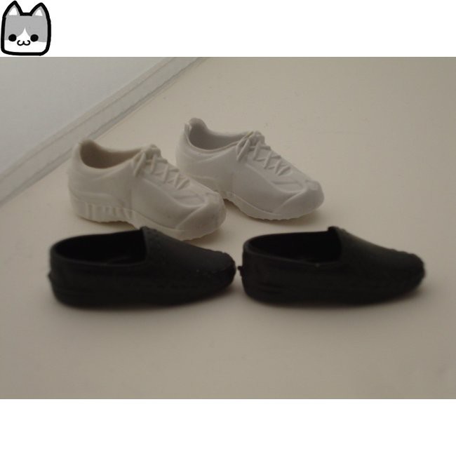 Set 2 Đôi Giày Thể Thao Cho Búp Bê Ken