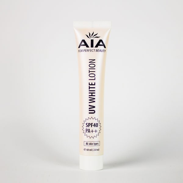 Lotion chống nắng dưỡng trắng da AIA UV White SPF40 60ml