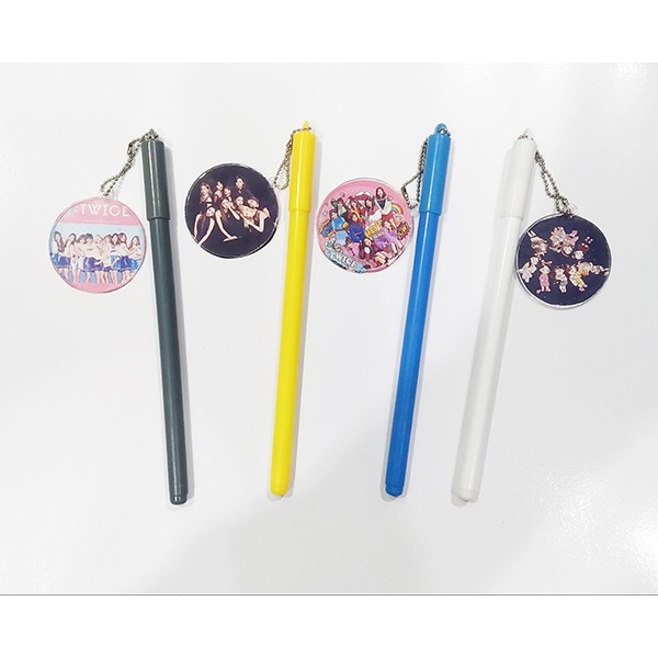 Bút twice kèm dây treo BMCI15 bút cute dễ thương thần tượng idol hoạt hình