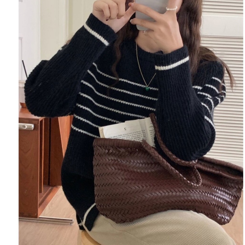 Áo Len Nữ Dài Tay Cổ Tròn Sọc Ngang Thời Trang Hàn