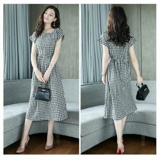 Đầm maxi cổ vuông
