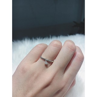 Nhẫn vân đá rơi