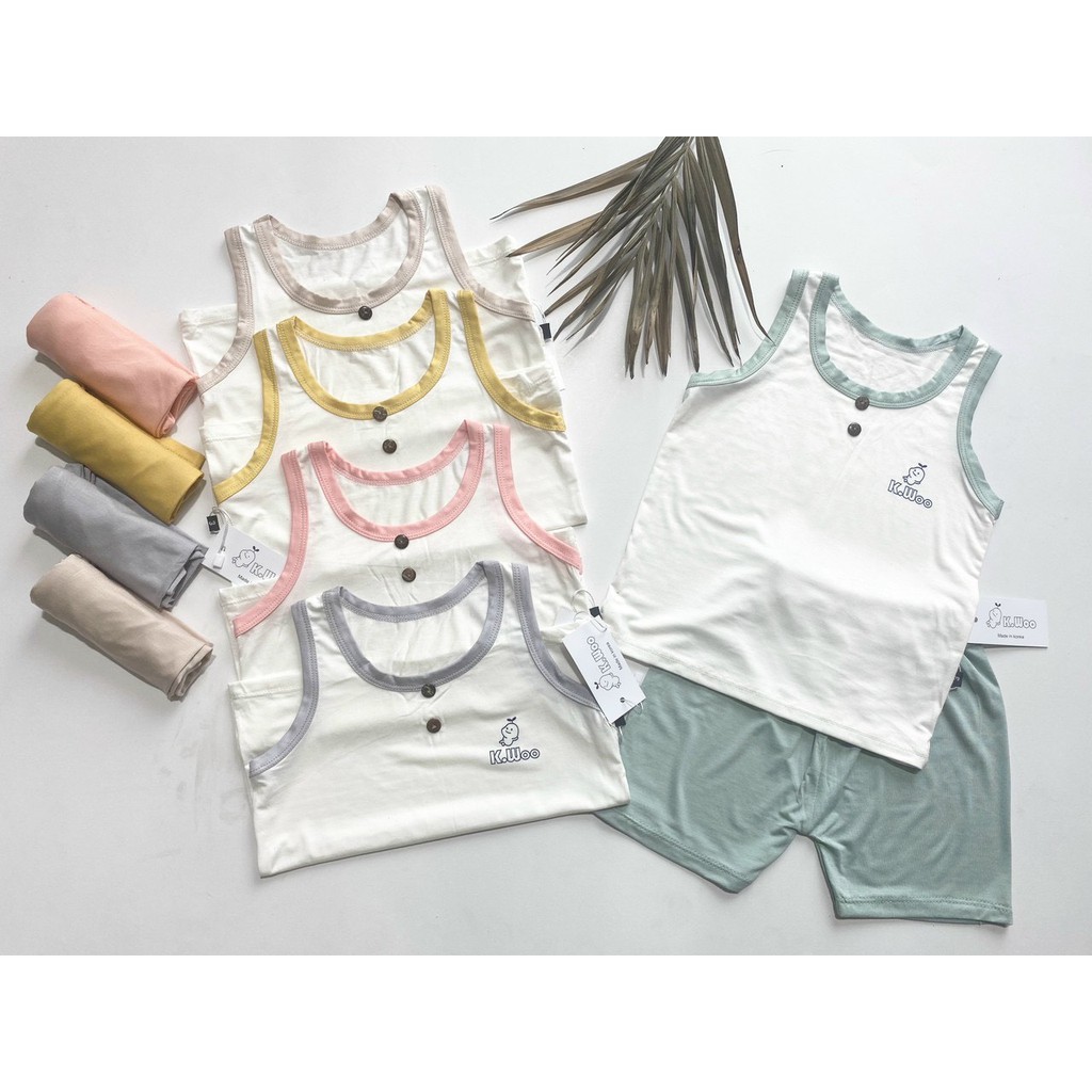 Bộ Kwoo Ba Lỗ Thun Lạnh Cúc Ngực Quần Màu Cho Bé