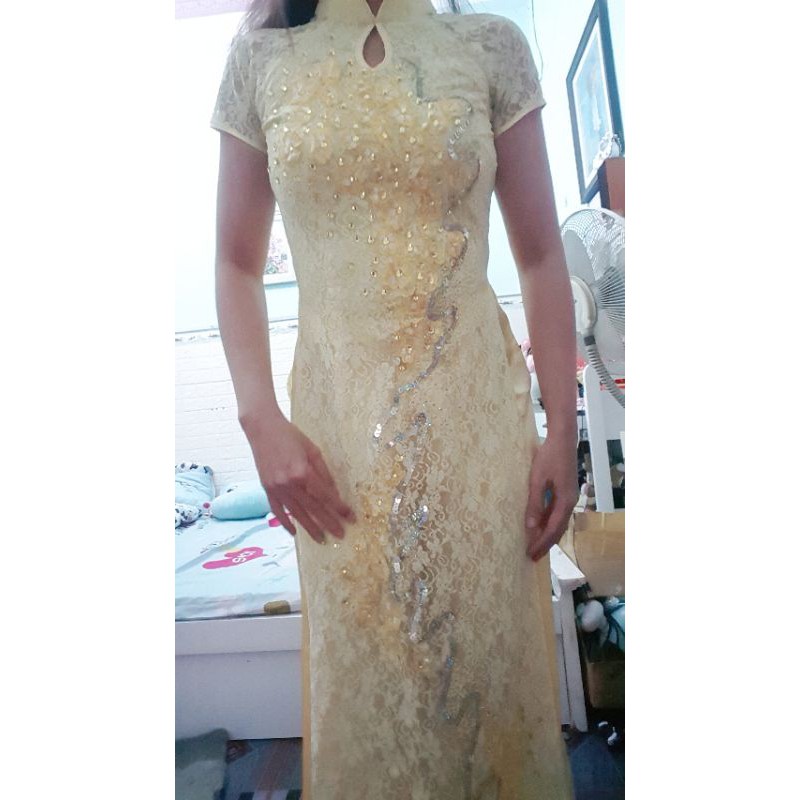 Thanh lý áo dài ren kim sa đẹp. Kèm quần phi