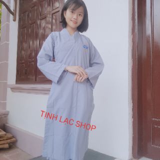 Áo tràng thêu đi chùa