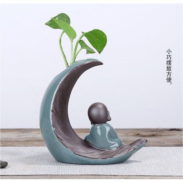 Bình hoa tiểu hòa thượng với hình trăng khuyết  -Trang trí phòng khách, góc làm việc, văn phòng rất dễ thương