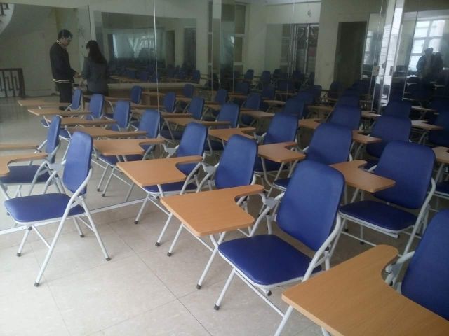 Ghế gấp liền bàn gấp gọn cho Học Sinh, Sinh Viên, Trung Tâm Dạy Học, chân sơn tĩnh điện vd1