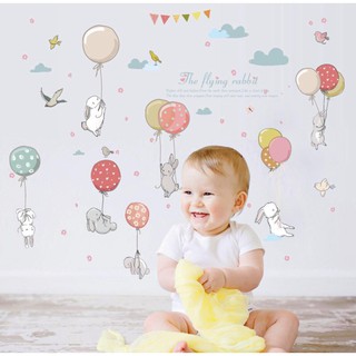Decal dán tường thỏ ôm bóng