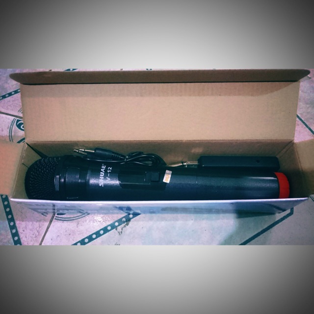 Bộ mic không dây v12