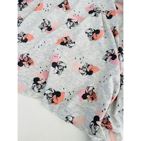 Vải thun cotton 2c hình mickey nền xám