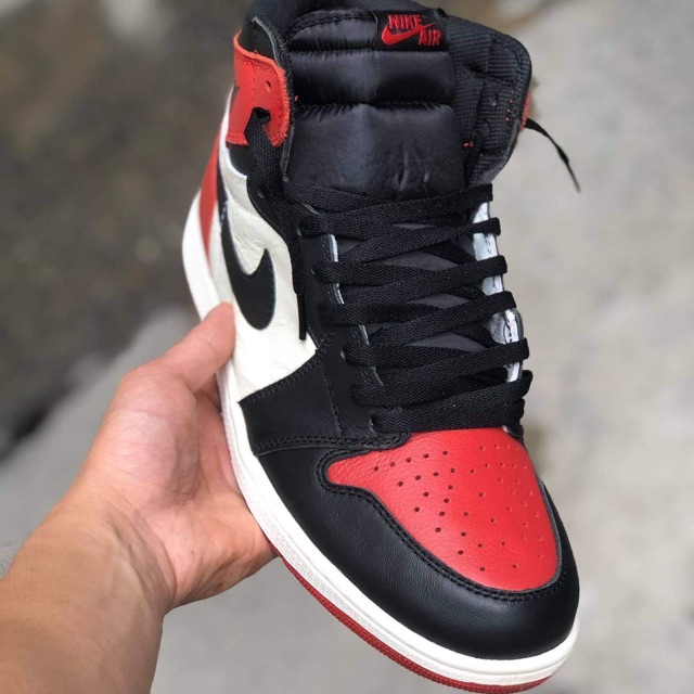 Giày JD 1 bred toe chuẩn 1:1  ảnh tự chụp