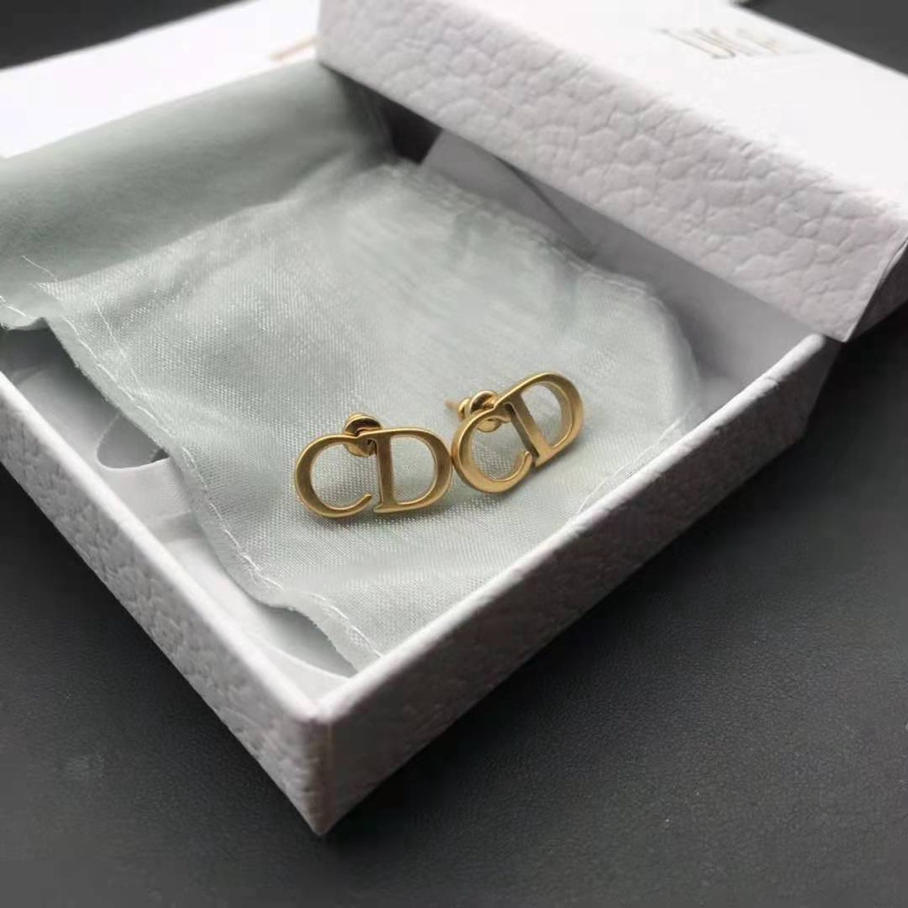 Khuyên Tai Nữ Trang Dáng Dài Tạo Hình Độc Đáo